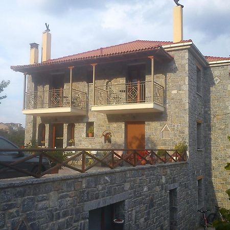 To Spiti Tis Irinis Hotel Vytina Exterior photo