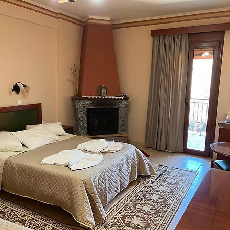 To Spiti Tis Irinis Hotel Vytina Exterior photo