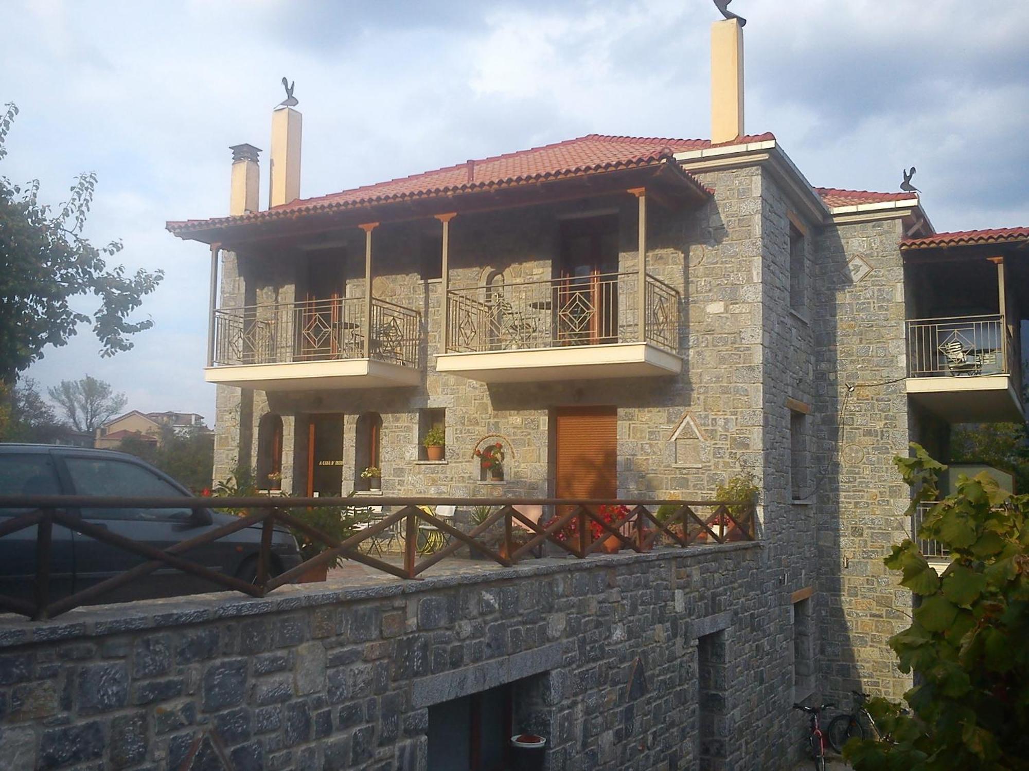To Spiti Tis Irinis Hotel Vytina Exterior photo