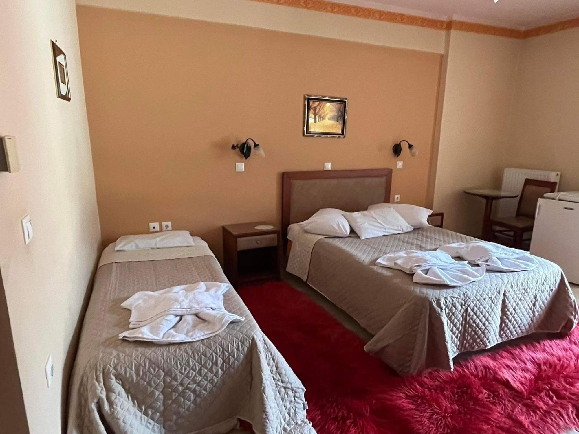 To Spiti Tis Irinis Hotel Vytina Exterior photo